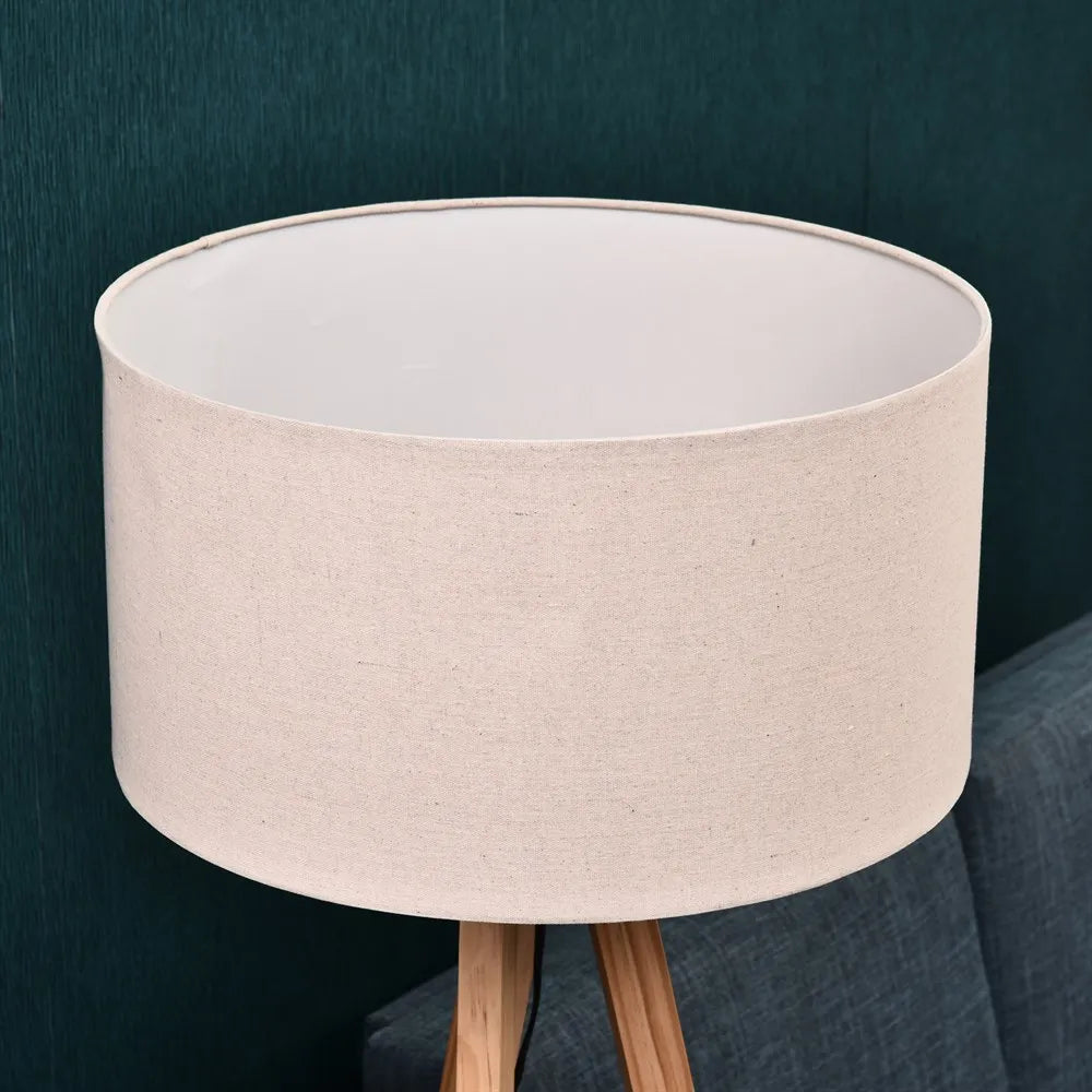 Lámpara de pie con estante