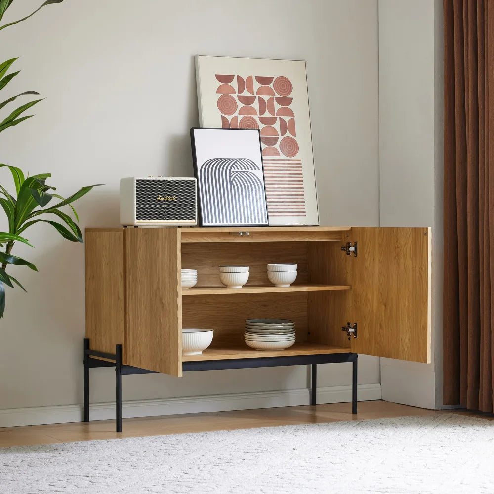 Aparador con cajones y puertas