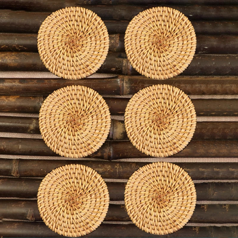 Posavasos redondos de ratán trenzado