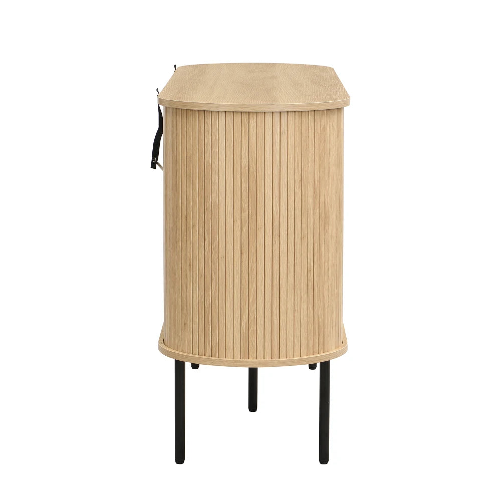 Aparador con puertas enrollables