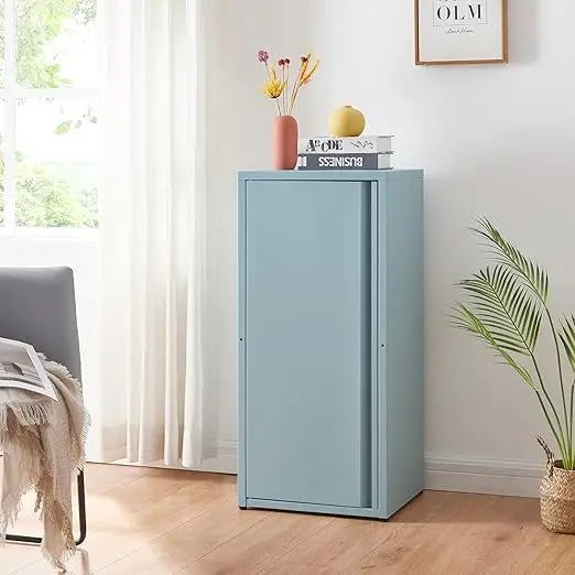 Armario metálico con estantes regulables