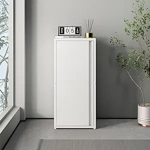 Armario metálico con estantes regulables